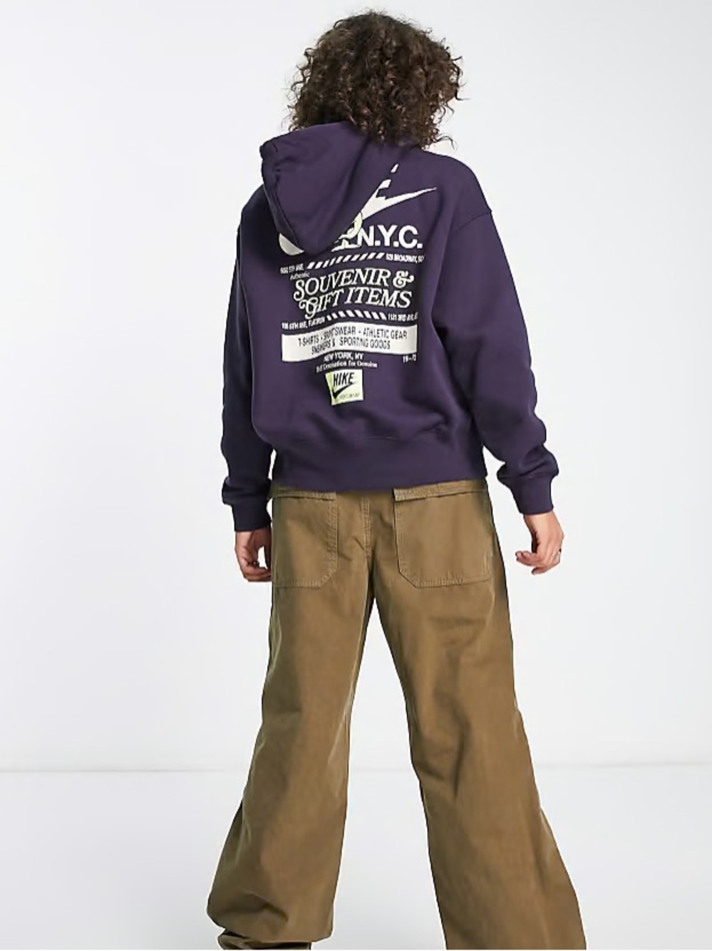 Nike NYC Souvenir hoodie in cave purple Graphic Streetwear Size S